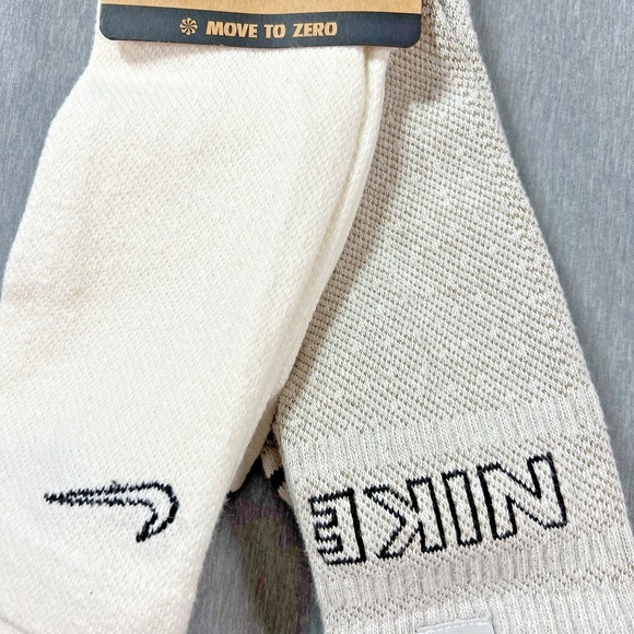 New 2pack Men's Nike Everyday Plus Undyed Cushioned Crew Socks 12-15 White/Wheat - Picture 2 of 3